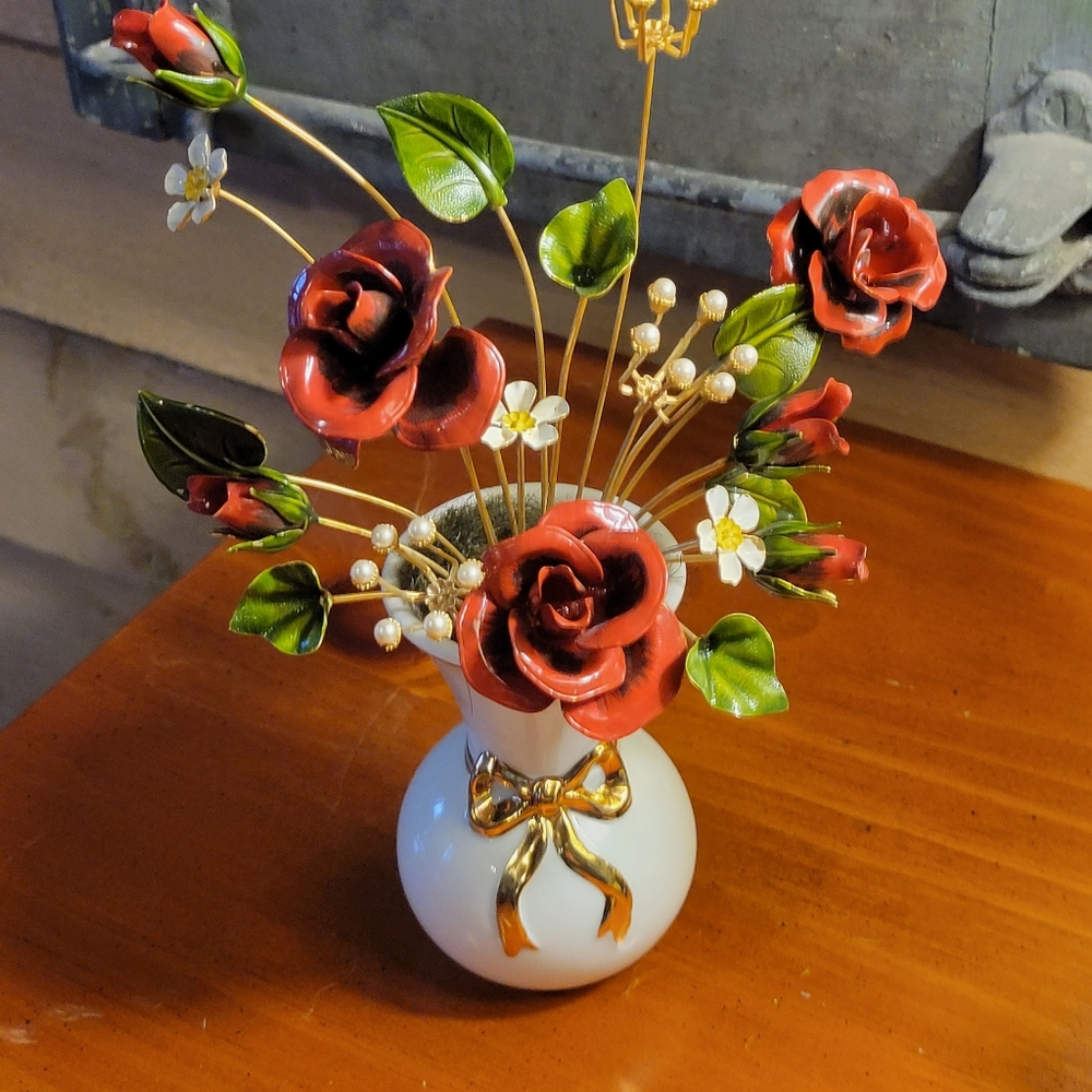 House of Igor Carl Faberge - The Empress' Winter Bouquet
